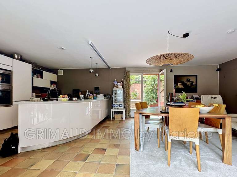Villa Sainte-Maxime - 7 chambres - 295m²