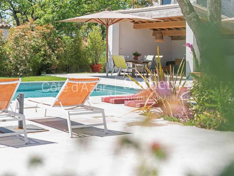 Maison Grimaud - 6 chambres - 300m²