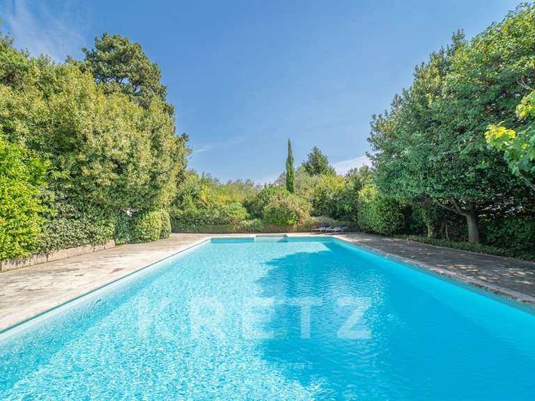 Propriété Calvisson - 10 chambres - 1321m²