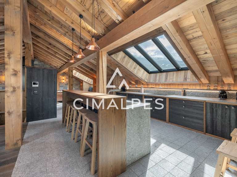 Chalet Les Allues - 6 bedrooms - 338m²