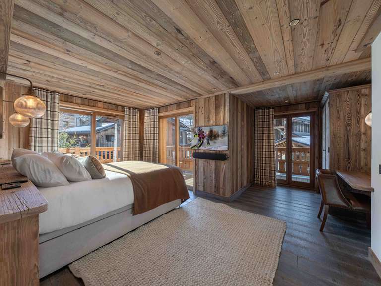 Chalet Les Allues - 6 bedrooms - 338m²