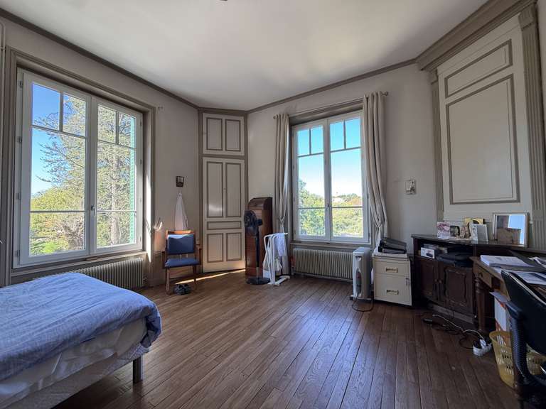 House Neuville-sur-Ain - 7 bedrooms
