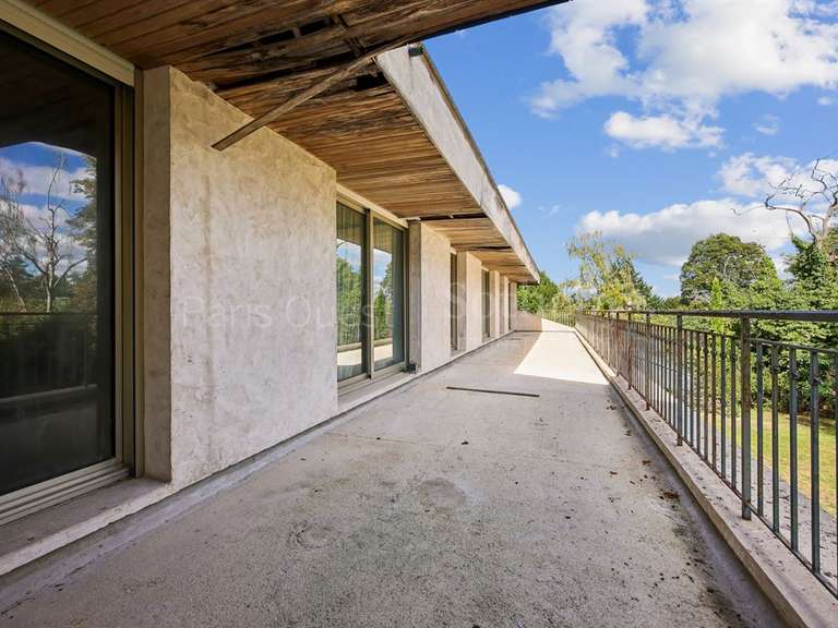 Propriété Rueil-Malmaison - 11 chambres - 985m²