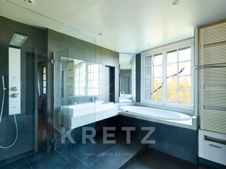Maison Buzenval - 6 chambres - 423m²