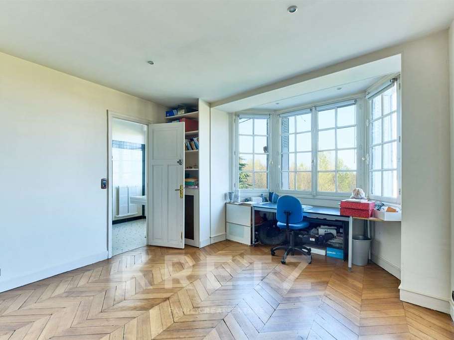 Maison Buzenval