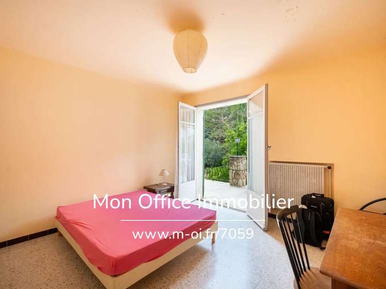 Maison Éguilles - 6 chambres - 212m²