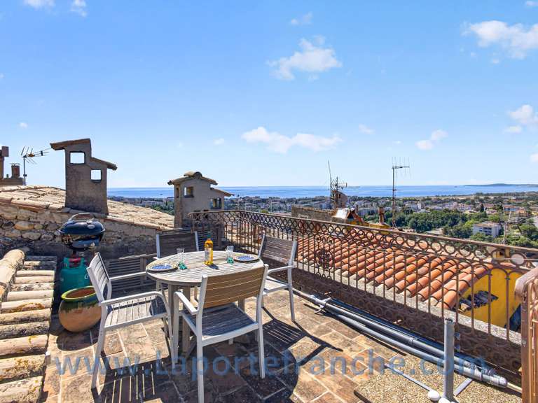 Maison Cagnes-sur-Mer - 2 chambres - 122m²