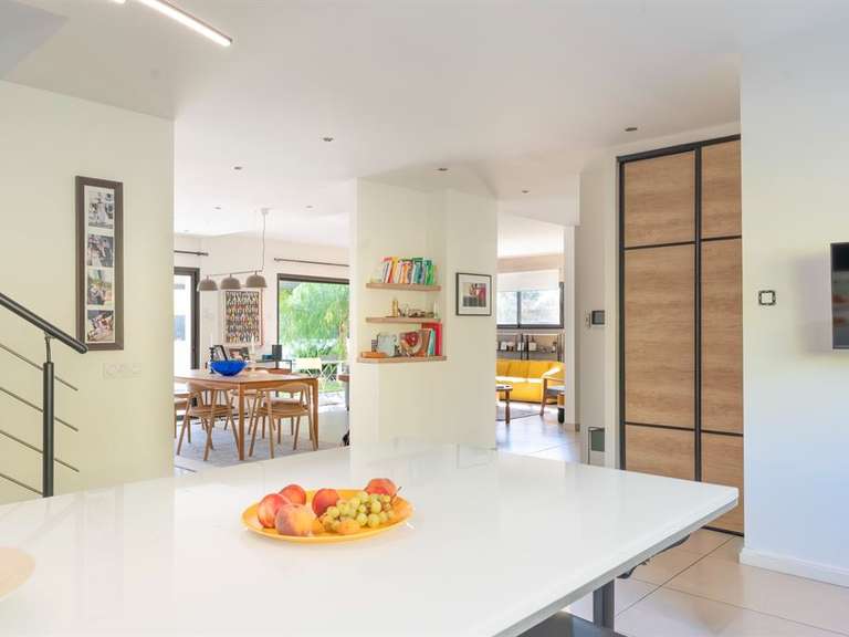 House Castelnau-le-Lez - 4 bedrooms - 200m²