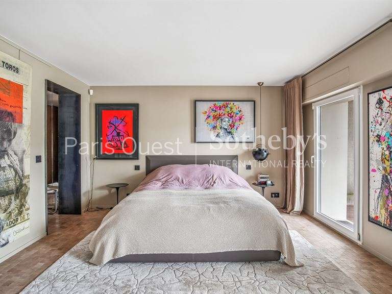 Maison Neuilly-sur-Seine - 3 chambres - 210m²