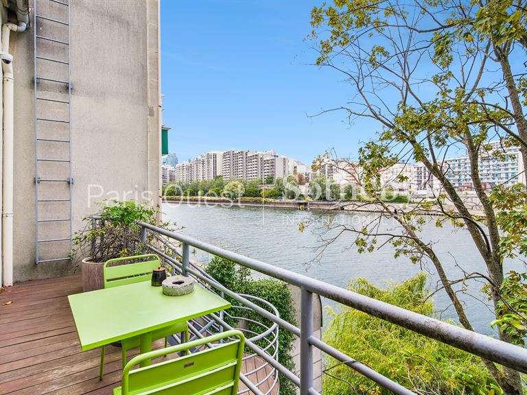 Maison Neuilly-sur-Seine - 3 chambres - 210m²
