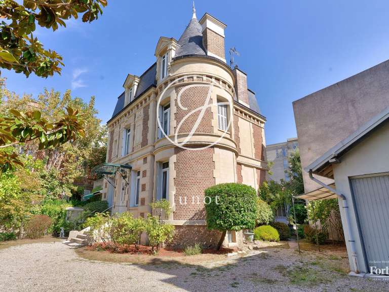 Maison Chatou - 5 chambres - 214m²