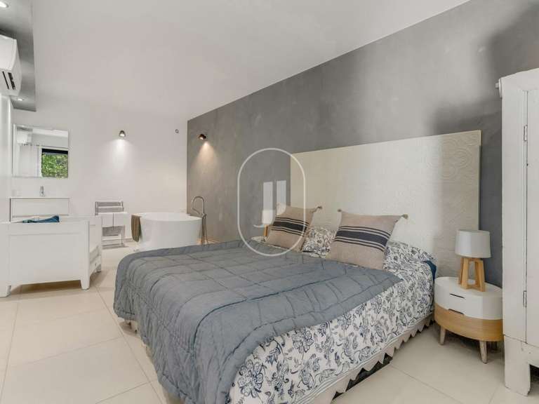 Villa Plan-de-la-Tour - 6 bedrooms - 283m²