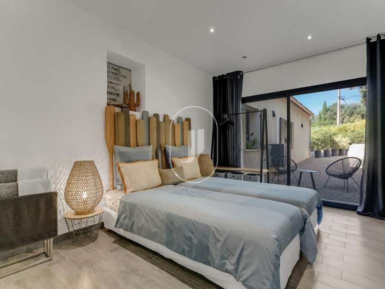 Villa Plan-de-la-Tour - 6 bedrooms - 283m²