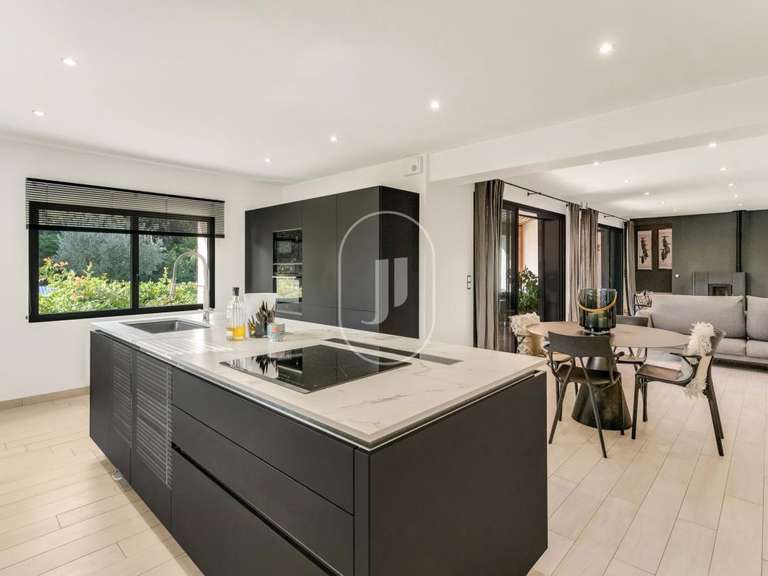 Villa Plan-de-la-Tour - 6 bedrooms - 283m²