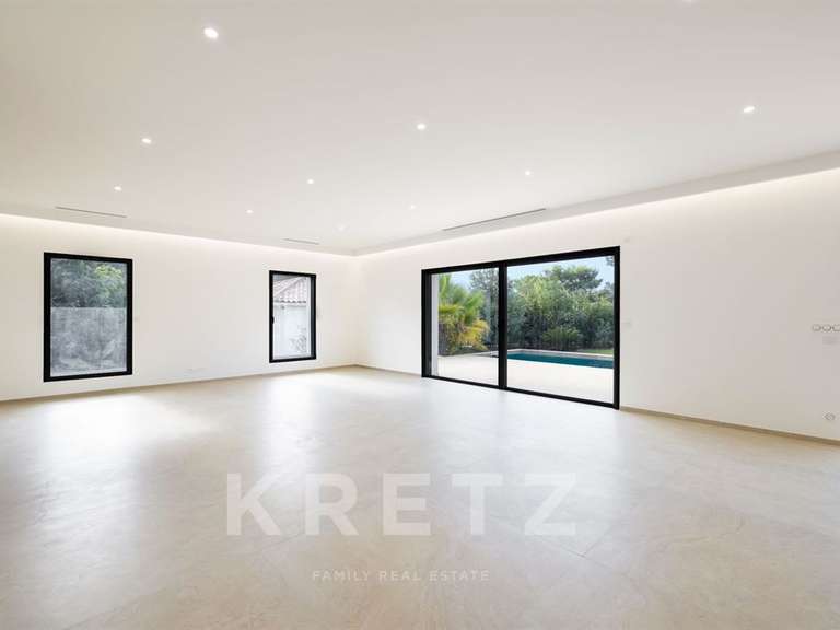 House Sanary-sur-Mer - 4 bedrooms - 202m²