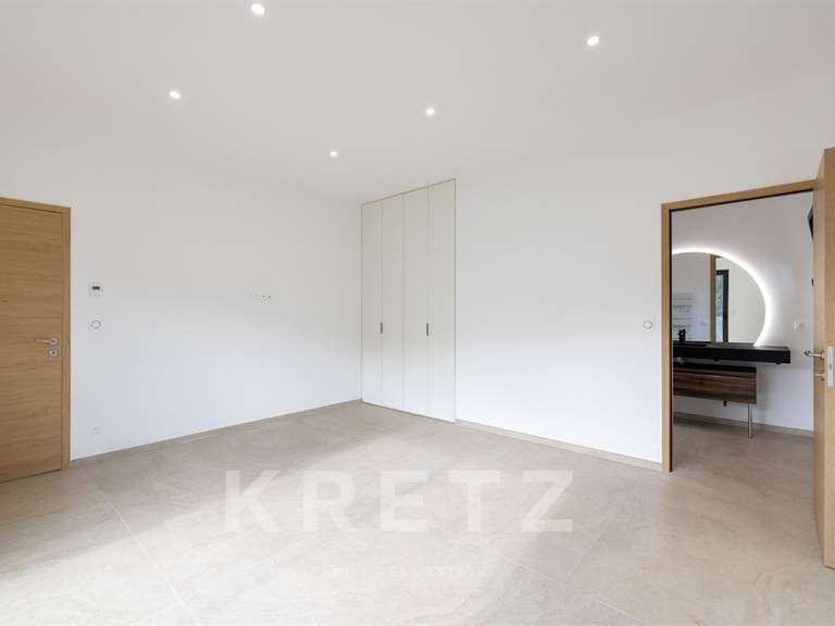 House Sanary-sur-Mer - 4 bedrooms - 202m²