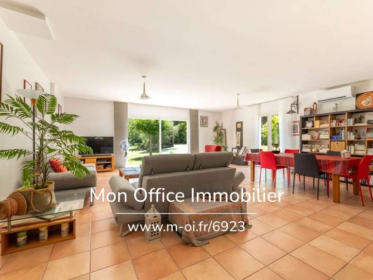 Maison Le Puy-Sainte-Réparade - 3 chambres - 120m²