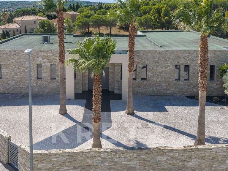 Maison Narbonne - 5 chambres - 383m²