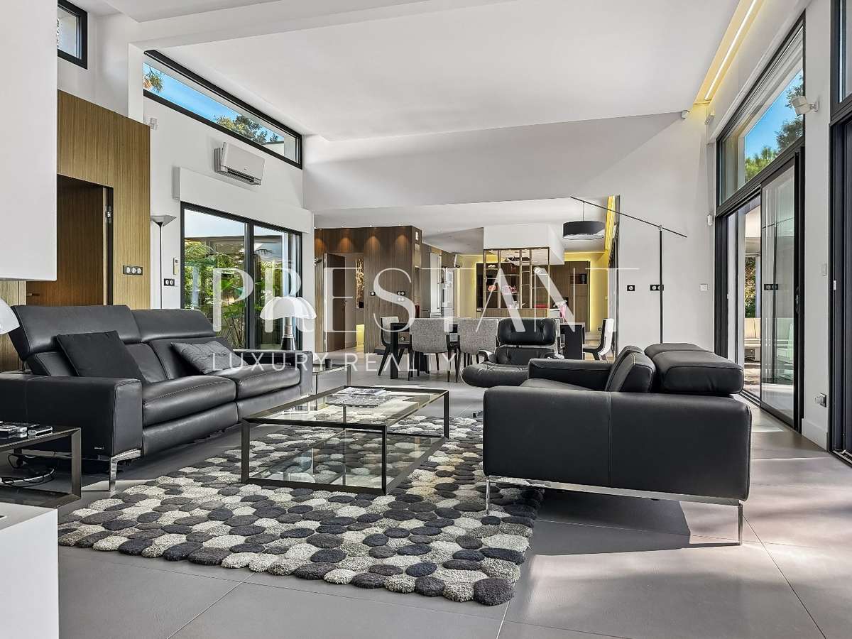 House Anglet