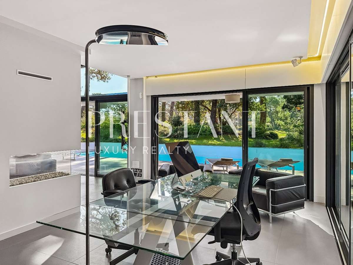 House Anglet