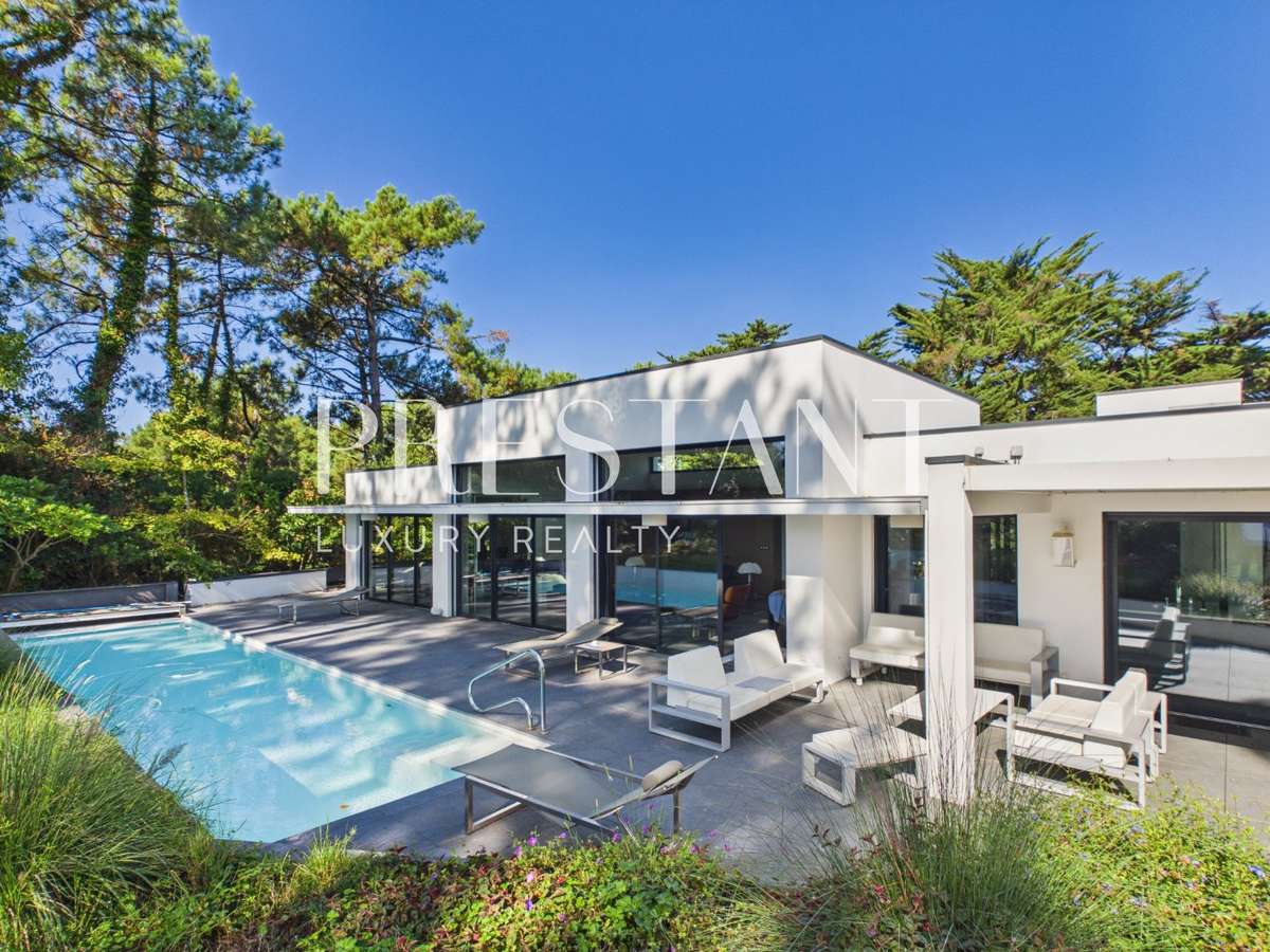 House Anglet
