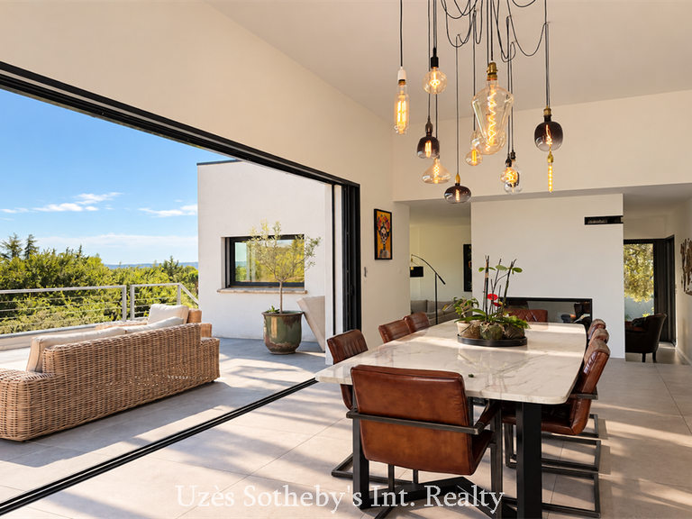 Maison Uzès - 4 chambres - 305m²