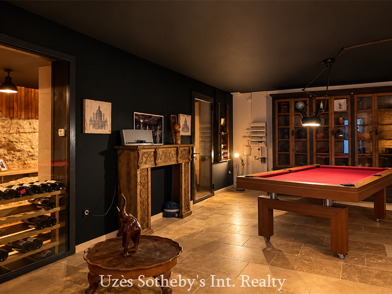 Maison Uzès - 4 chambres - 305m²