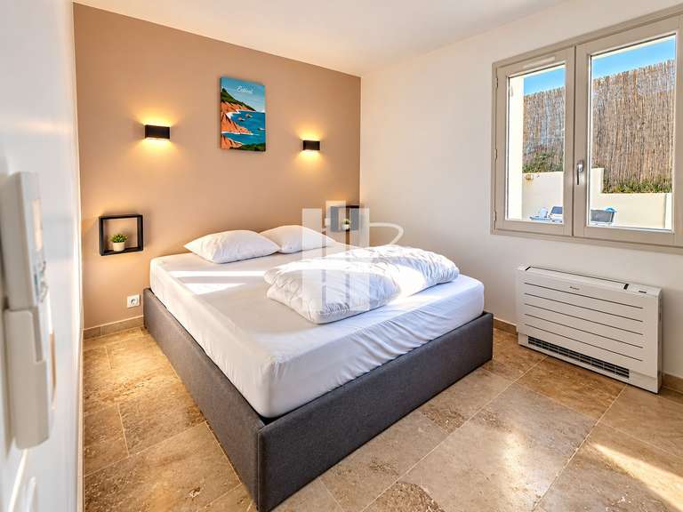 Villa Bagnols-en-Forêt - 4 chambres - 102m²