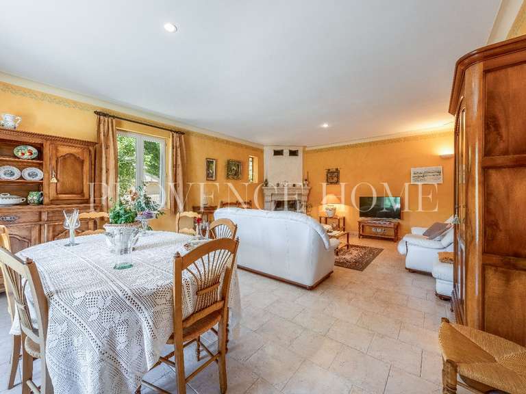 Maison Oppède - 3 chambres - 170m²