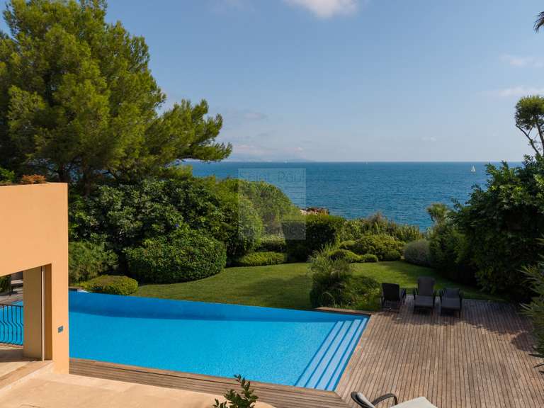 Villa avec Vue sur mer Cap-d-antibes - 6 chambres - 284m²