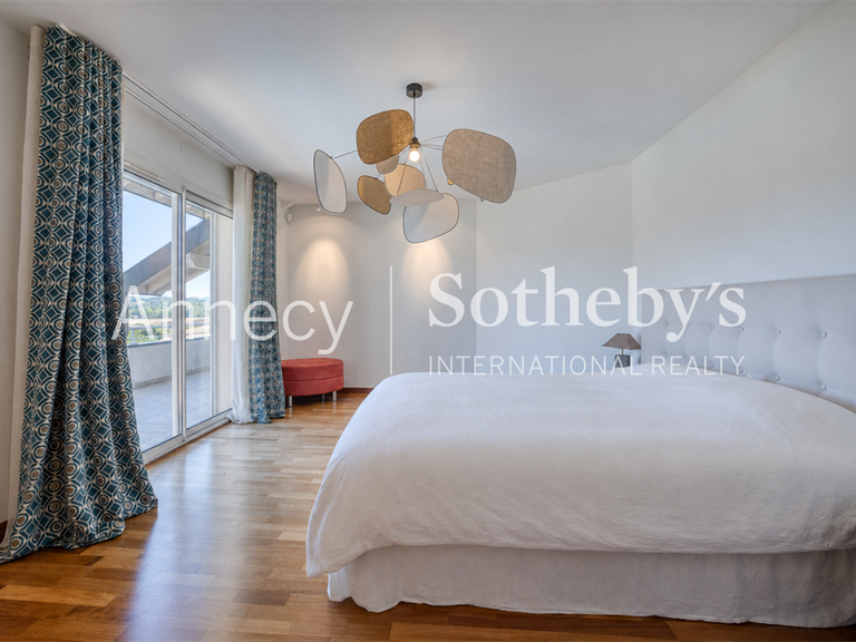Maison La Balme-de-Sillingy - 4 chambres - 364m²
