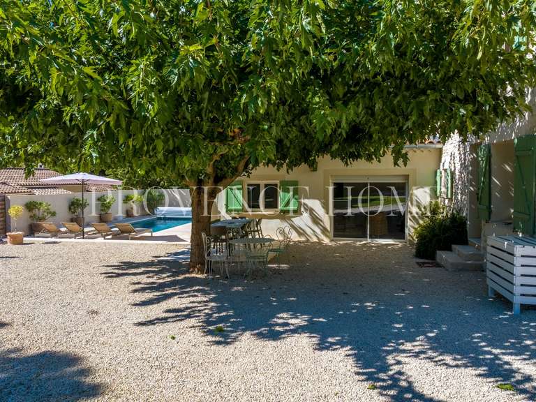 Propriété L'Isle-sur-la-Sorgue - 3 chambres - 137m²