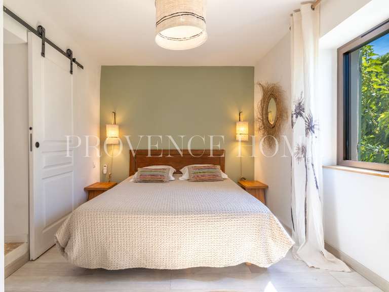 Propriété L'Isle-sur-la-Sorgue - 3 chambres - 137m²