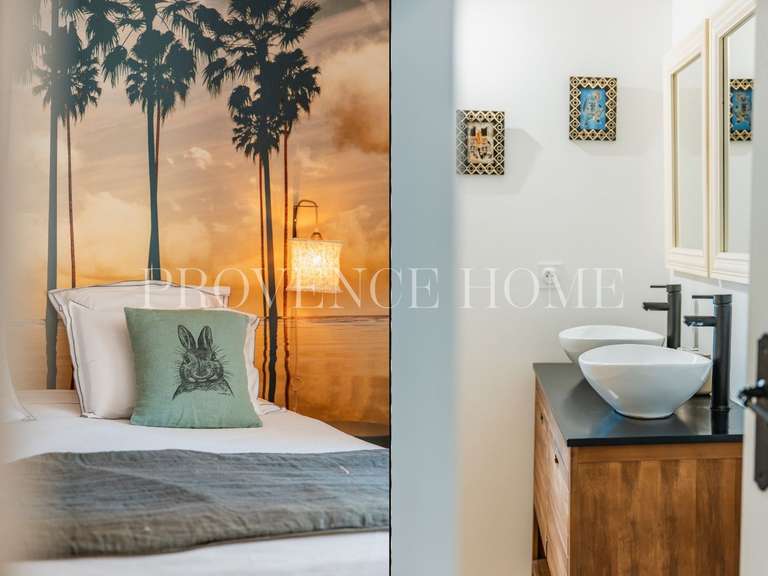 Propriété L'Isle-sur-la-Sorgue - 3 chambres - 137m²