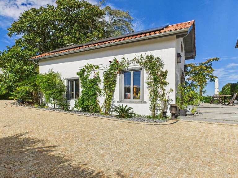 House Guiche - 6 bedrooms - 410m²