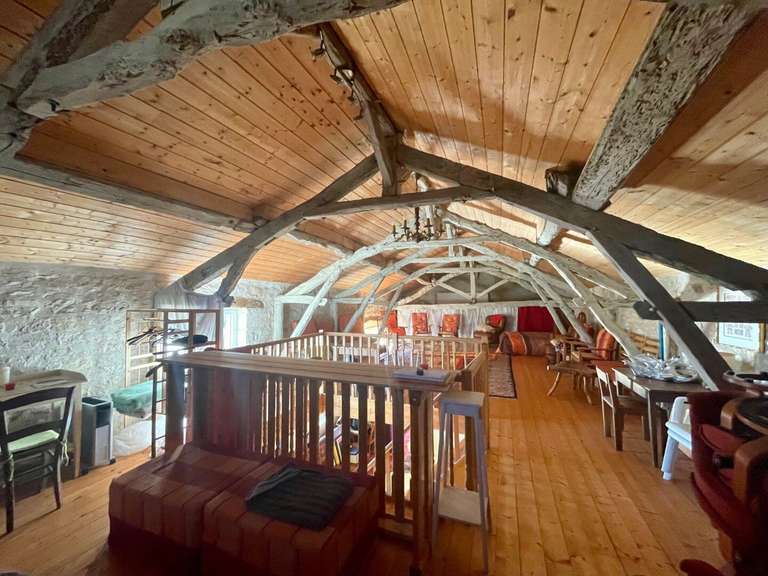 Maison Trespoux-Rassiels - 7 chambres - 424m²
