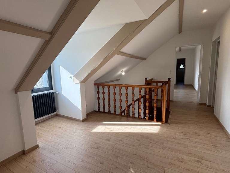 Maison Pradines - 8 chambres - 340m²