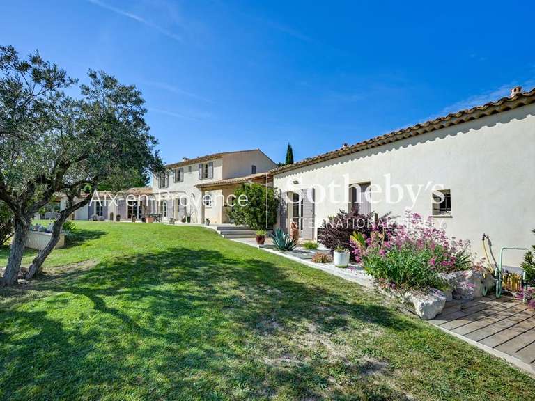 Maison Éguilles - 5 chambres - 230m²