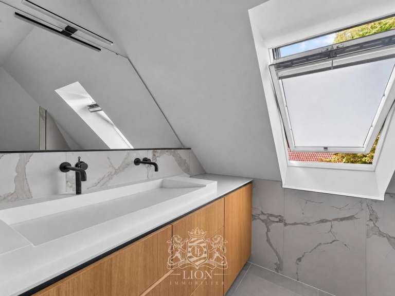 Maison Croix - 5 chambres - 273m²