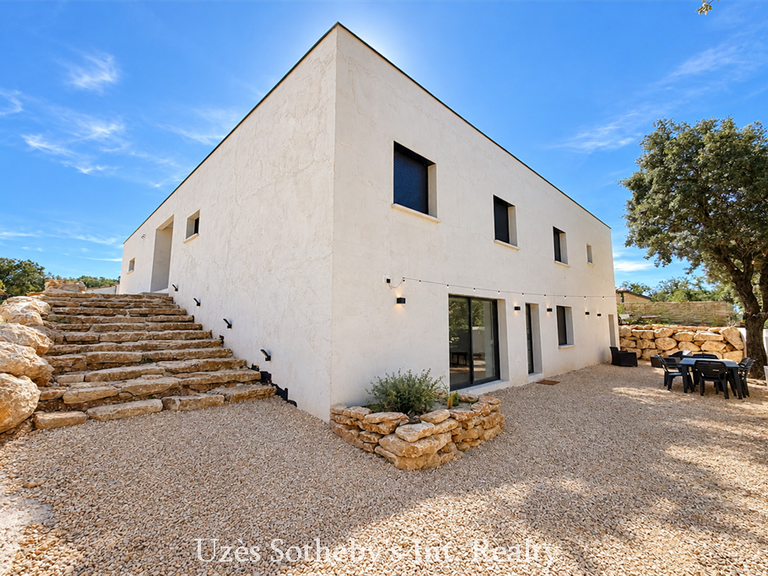 Maison Vers-Pont-du-Gard - 6 chambres - 275m²