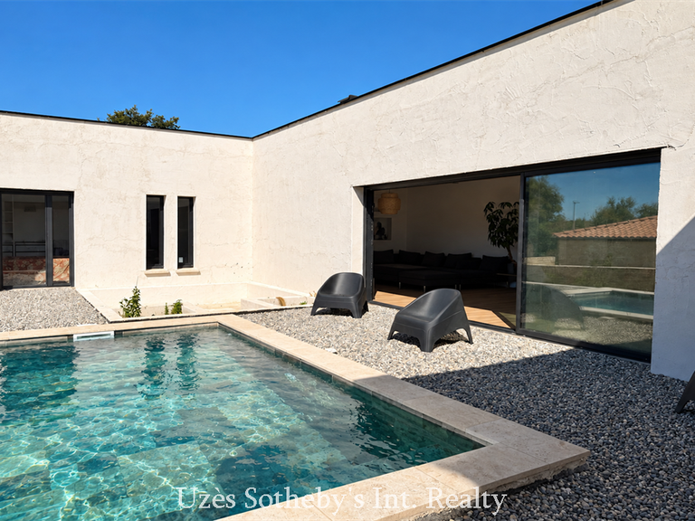 Maison Vers-Pont-du-Gard - 6 chambres - 275m²