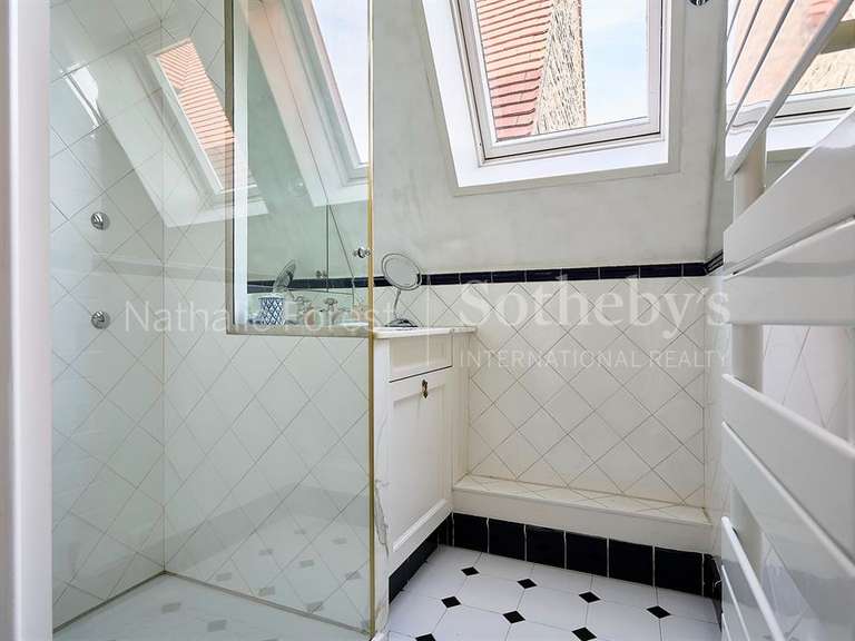 Maison Wasquehal - 4 chambres - 207m²