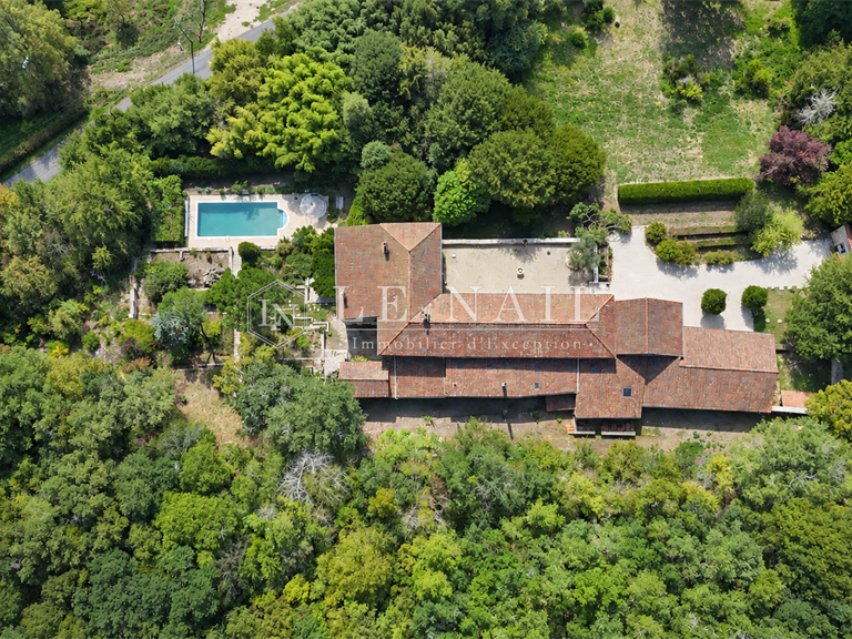 Maison Ruffec - 8 chambres - 700m²