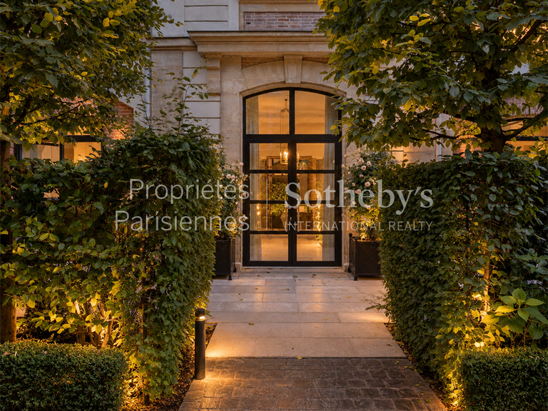 Maison Paris 7e - 4 chambres - 487m²