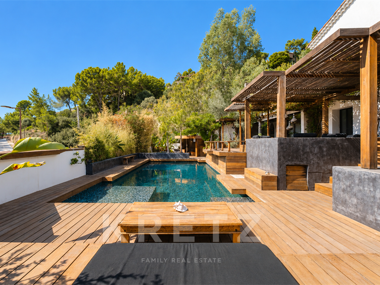 Maison Cassis - 5 chambres - 205m²