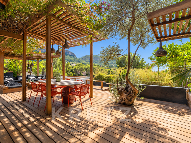 Maison Cassis - 5 chambres - 205m²