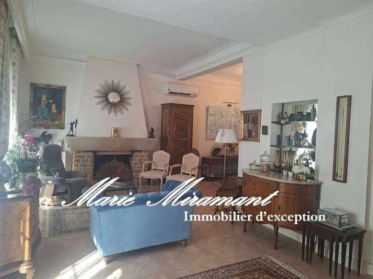 Maison Avignon - 4 chambres - 200m²