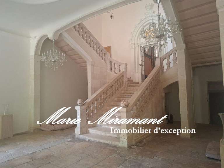 Property Nîmes - 4 bedrooms - 900m²