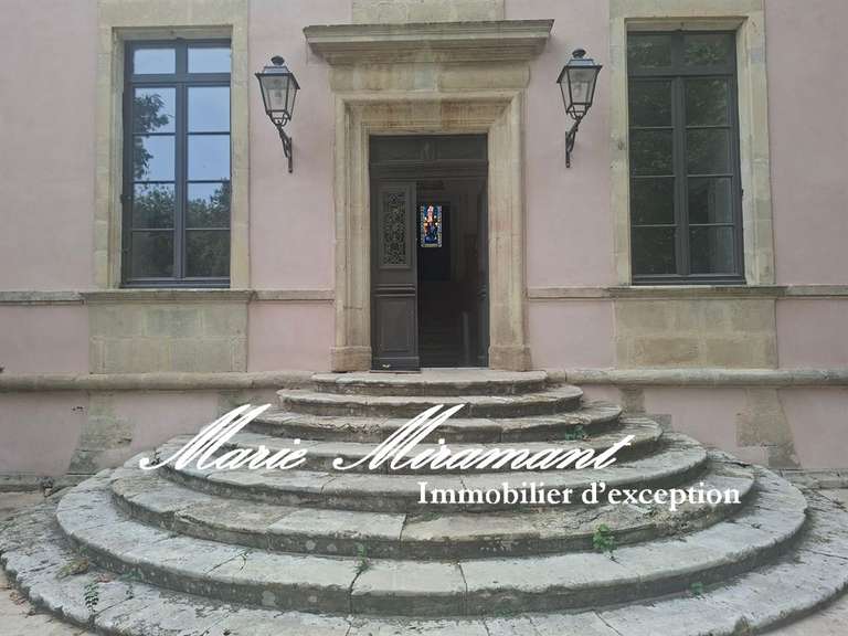 Property Nîmes - 4 bedrooms - 900m²