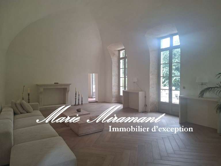 Property Nîmes - 4 bedrooms - 900m²